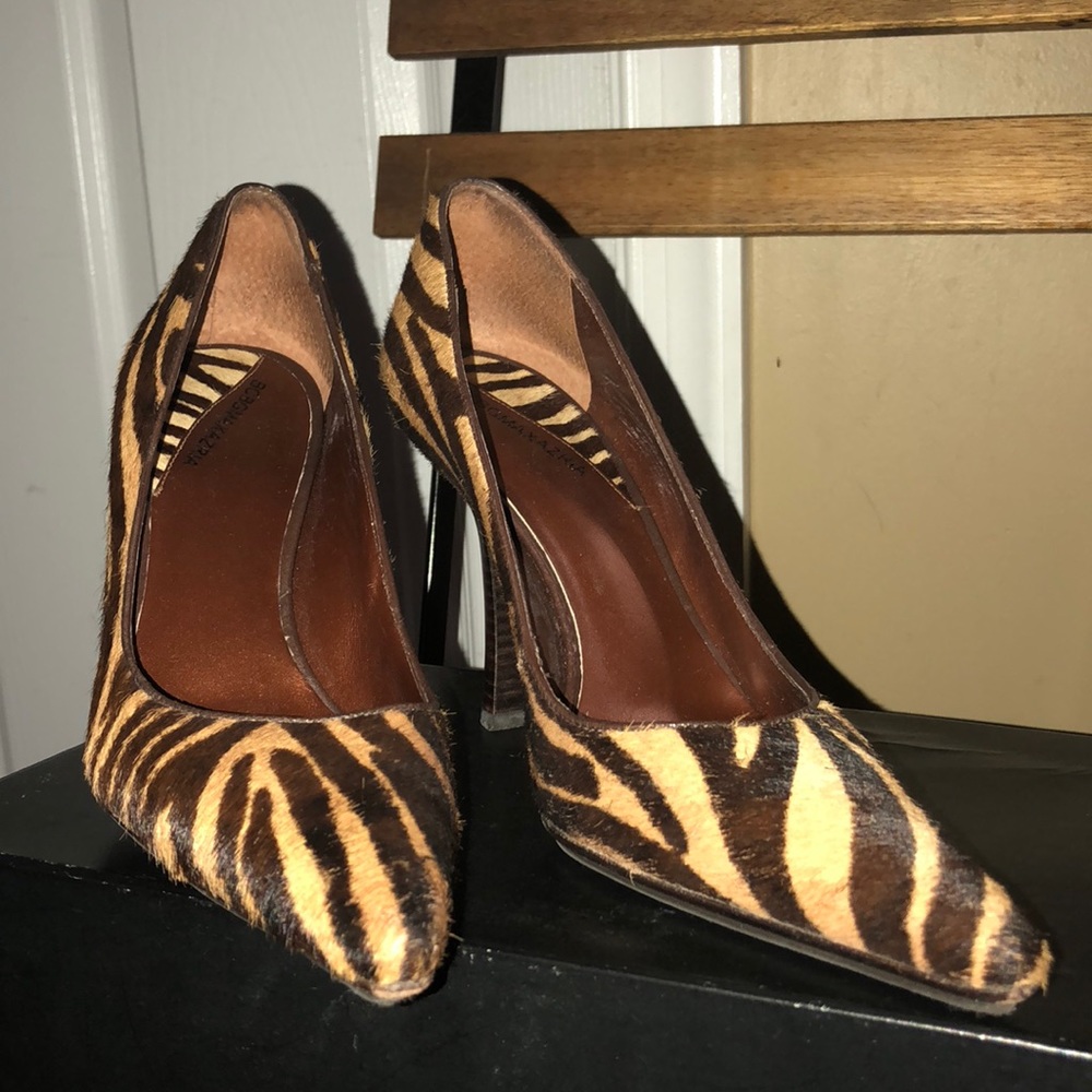 BCBGMAXAZRIA Heels